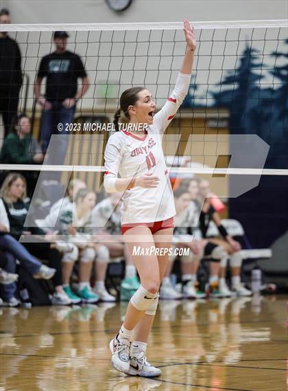 Thumbnail 3 in Owyhee vs Eagle (IHSAA 5A Semi Final) photogallery.