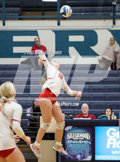 Thumbnail 3 in Owyhee vs Eagle (IHSAA 5A Semi Final) photogallery.