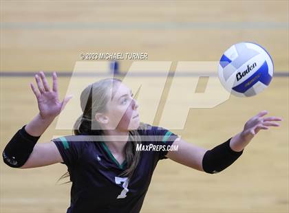 Thumbnail 3 in Owyhee vs Eagle (IHSAA 5A Semi Final) photogallery.