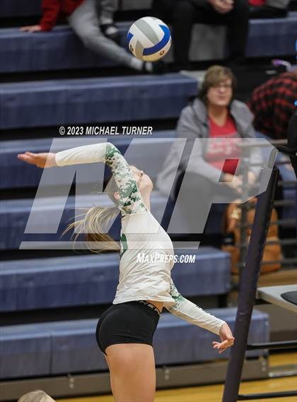 Thumbnail 3 in Owyhee vs Eagle (IHSAA 5A Semi Final) photogallery.