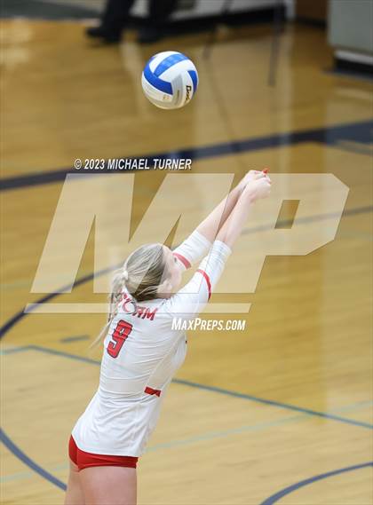 Thumbnail 3 in Owyhee vs Eagle (IHSAA 5A Semi Final) photogallery.