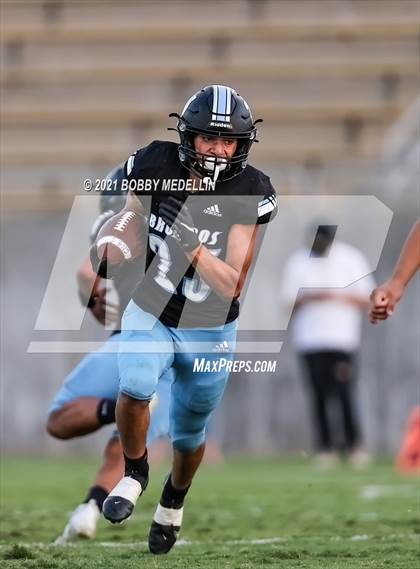 Thumbnail 1 in El Diamante @ Clovis North photogallery.