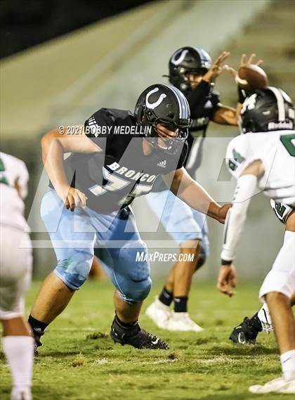 Thumbnail 2 in El Diamante @ Clovis North photogallery.