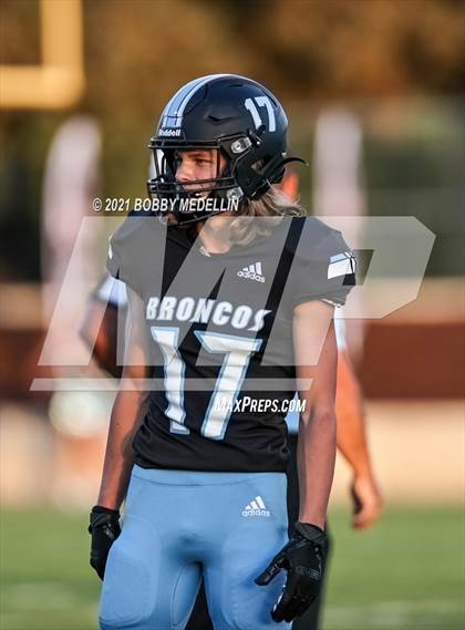 Thumbnail 2 in El Diamante @ Clovis North photogallery.