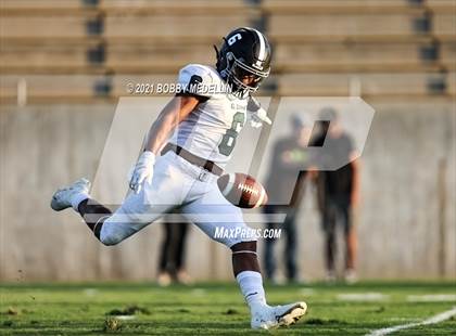 Thumbnail 3 in El Diamante @ Clovis North photogallery.