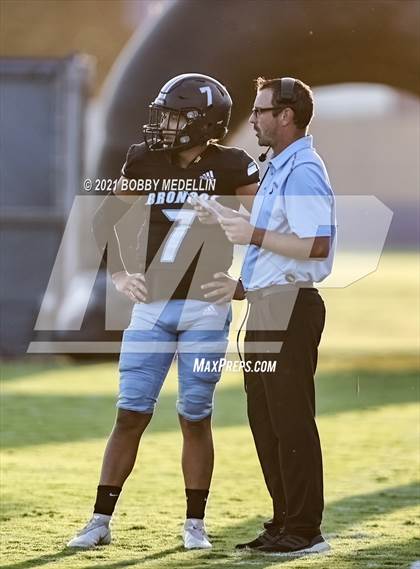 Thumbnail 3 in El Diamante @ Clovis North photogallery.