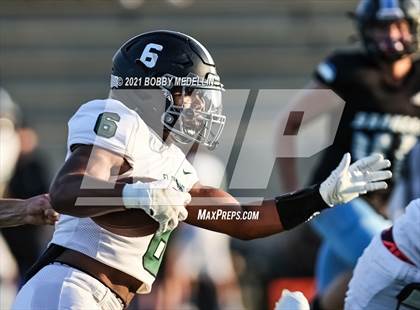 Thumbnail 2 in El Diamante @ Clovis North photogallery.
