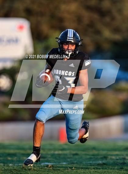 Thumbnail 2 in El Diamante @ Clovis North photogallery.
