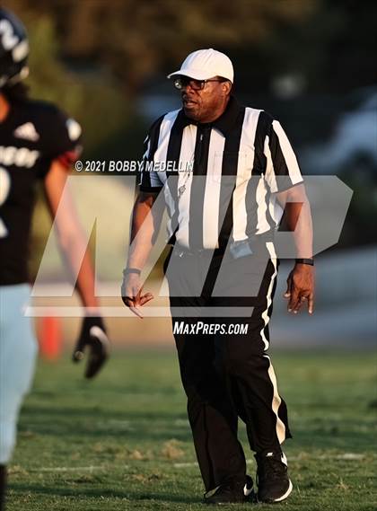 Thumbnail 1 in El Diamante @ Clovis North photogallery.