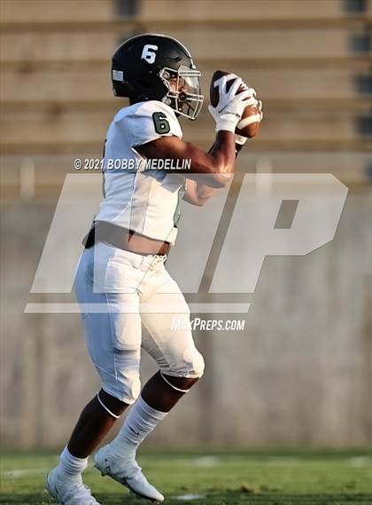 Thumbnail 1 in El Diamante @ Clovis North photogallery.