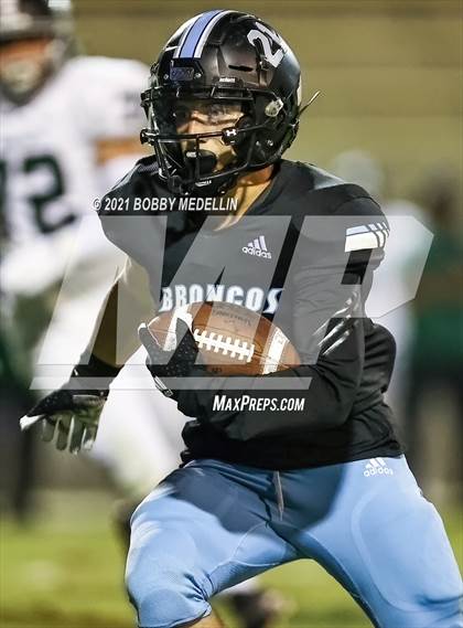 Thumbnail 1 in El Diamante @ Clovis North photogallery.