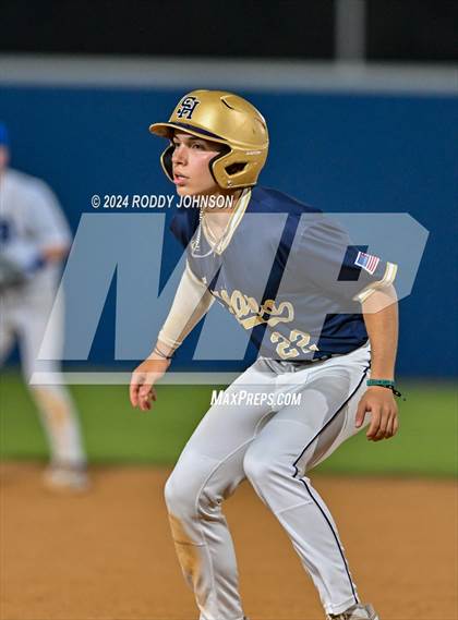 Thumbnail 3 in DeRidder vs Sacred Heart Ville Platte photogallery.