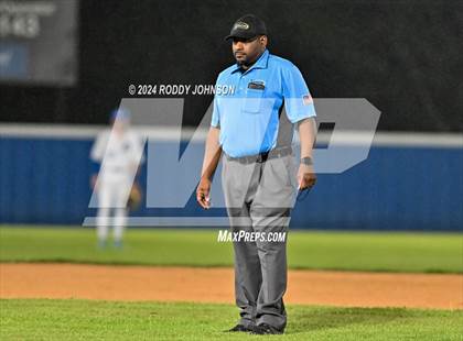 Thumbnail 2 in DeRidder vs Sacred Heart Ville Platte photogallery.
