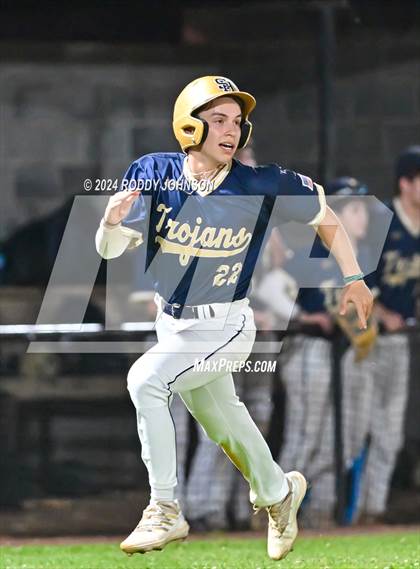 Thumbnail 3 in DeRidder vs Sacred Heart Ville Platte photogallery.