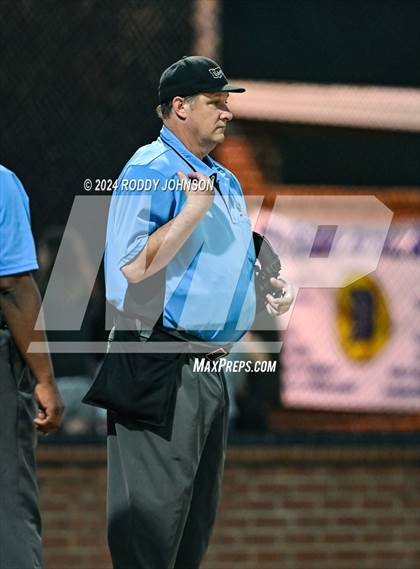 Thumbnail 3 in DeRidder vs Sacred Heart Ville Platte photogallery.