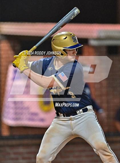 Thumbnail 1 in DeRidder vs Sacred Heart Ville Platte photogallery.