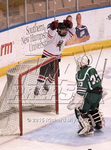 Thumbnail 3 in Dover vs Spaulding (NHIAA D2 Final) photogallery.