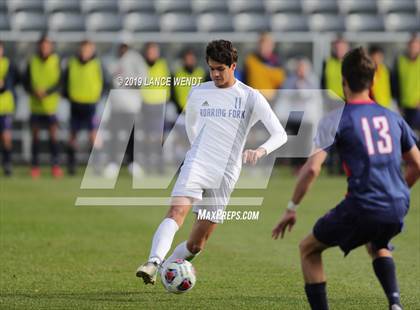 Thumbnail 3 in Roaring Fork vs. Kent Denver (CHSAA 3A State Final) photogallery.