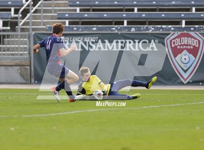 Thumbnail 1 in Roaring Fork vs. Kent Denver (CHSAA 3A State Final) photogallery.