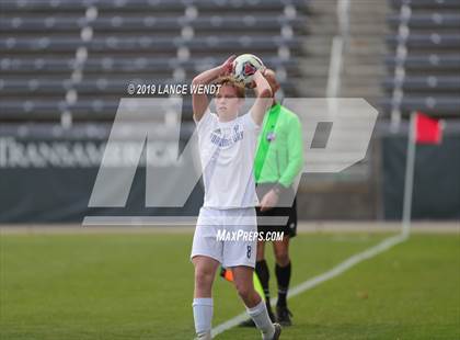 Thumbnail 2 in Roaring Fork vs. Kent Denver (CHSAA 3A State Final) photogallery.