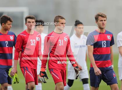 Thumbnail 2 in Roaring Fork vs. Kent Denver (CHSAA 3A State Final) photogallery.