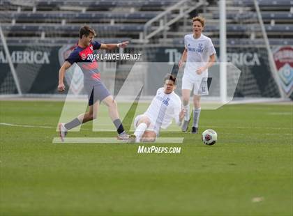 Thumbnail 3 in Roaring Fork vs. Kent Denver (CHSAA 3A State Final) photogallery.