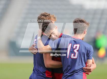 Thumbnail 2 in Roaring Fork vs. Kent Denver (CHSAA 3A State Final) photogallery.