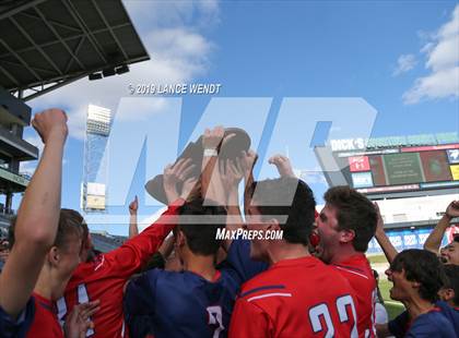 Thumbnail 1 in Roaring Fork vs. Kent Denver (CHSAA 3A State Final) photogallery.