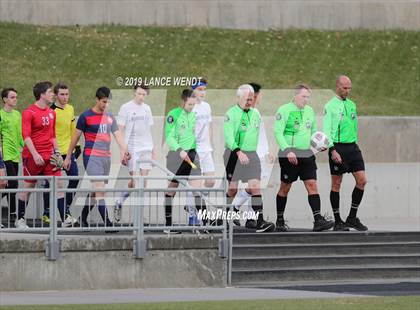 Thumbnail 1 in Roaring Fork vs. Kent Denver (CHSAA 3A State Final) photogallery.