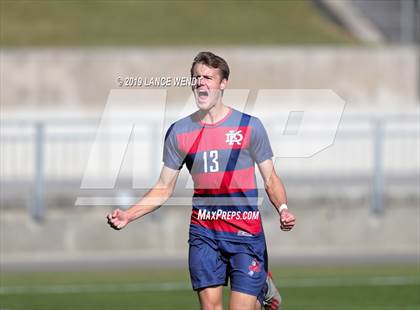 Thumbnail 2 in Roaring Fork vs. Kent Denver (CHSAA 3A State Final) photogallery.