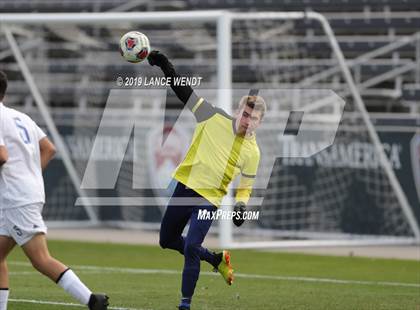 Thumbnail 2 in Roaring Fork vs. Kent Denver (CHSAA 3A State Final) photogallery.