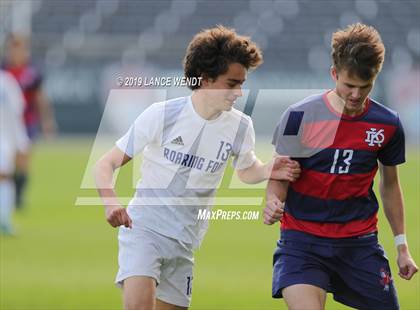 Thumbnail 3 in Roaring Fork vs. Kent Denver (CHSAA 3A State Final) photogallery.