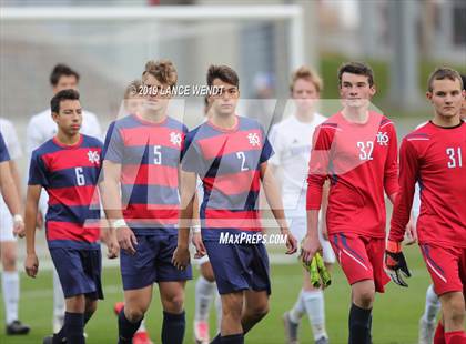 Thumbnail 3 in Roaring Fork vs. Kent Denver (CHSAA 3A State Final) photogallery.