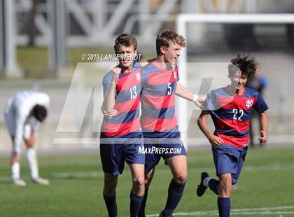 Thumbnail 2 in Roaring Fork vs. Kent Denver (CHSAA 3A State Final) photogallery.