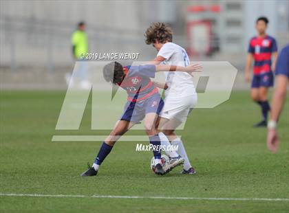 Thumbnail 2 in Roaring Fork vs. Kent Denver (CHSAA 3A State Final) photogallery.