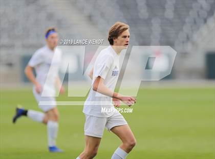 Thumbnail 1 in Roaring Fork vs. Kent Denver (CHSAA 3A State Final) photogallery.