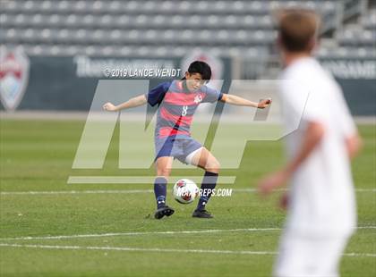 Thumbnail 1 in Roaring Fork vs. Kent Denver (CHSAA 3A State Final) photogallery.