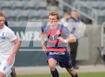 Thumbnail 3 in Roaring Fork vs. Kent Denver (CHSAA 3A State Final) photogallery.