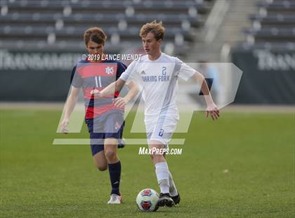 Thumbnail 1 in Roaring Fork vs. Kent Denver (CHSAA 3A State Final) photogallery.