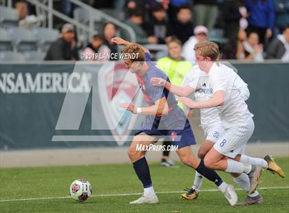 Thumbnail 1 in Roaring Fork vs. Kent Denver (CHSAA 3A State Final) photogallery.