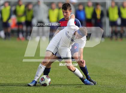 Thumbnail 3 in Roaring Fork vs. Kent Denver (CHSAA 3A State Final) photogallery.