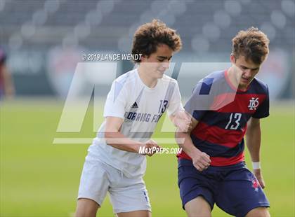 Thumbnail 1 in Roaring Fork vs. Kent Denver (CHSAA 3A State Final) photogallery.