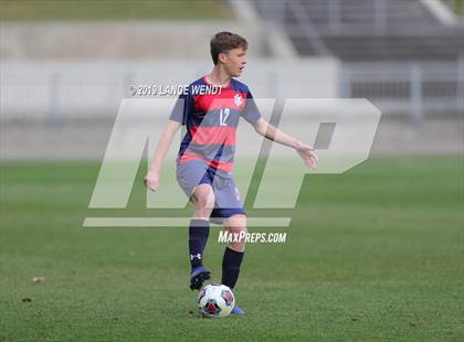 Thumbnail 3 in Roaring Fork vs. Kent Denver (CHSAA 3A State Final) photogallery.