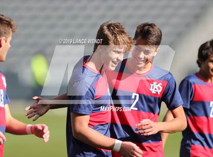 Thumbnail 2 in Roaring Fork vs. Kent Denver (CHSAA 3A State Final) photogallery.