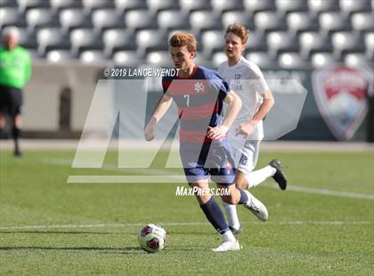 Thumbnail 3 in Roaring Fork vs. Kent Denver (CHSAA 3A State Final) photogallery.