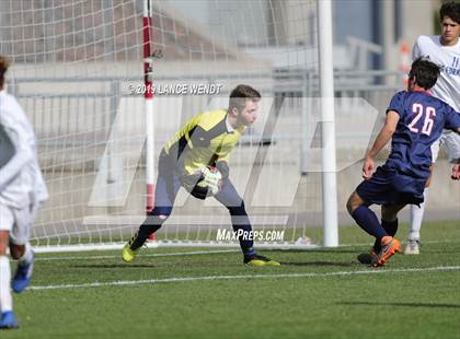 Thumbnail 1 in Roaring Fork vs. Kent Denver (CHSAA 3A State Final) photogallery.