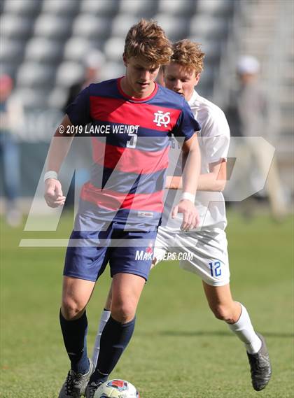 Thumbnail 2 in Roaring Fork vs. Kent Denver (CHSAA 3A State Final) photogallery.