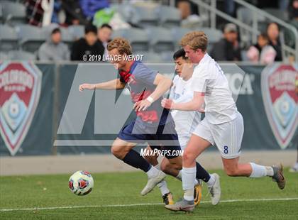 Thumbnail 1 in Roaring Fork vs. Kent Denver (CHSAA 3A State Final) photogallery.