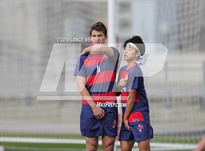 Thumbnail 2 in Roaring Fork vs. Kent Denver (CHSAA 3A State Final) photogallery.