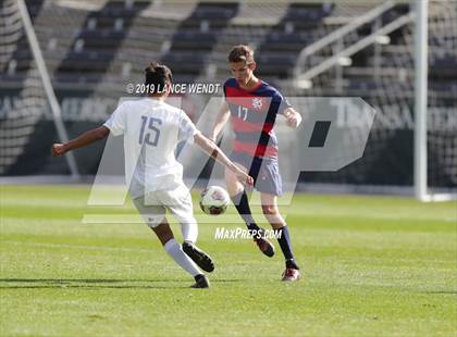 Thumbnail 1 in Roaring Fork vs. Kent Denver (CHSAA 3A State Final) photogallery.
